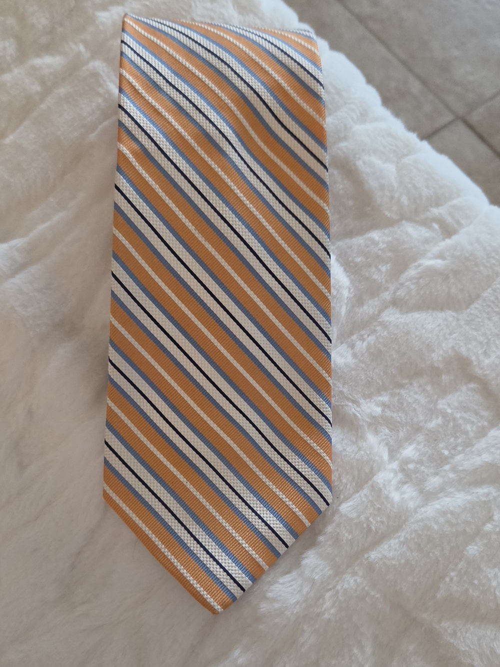 Jos. A. Bank Striped Men’s Tie